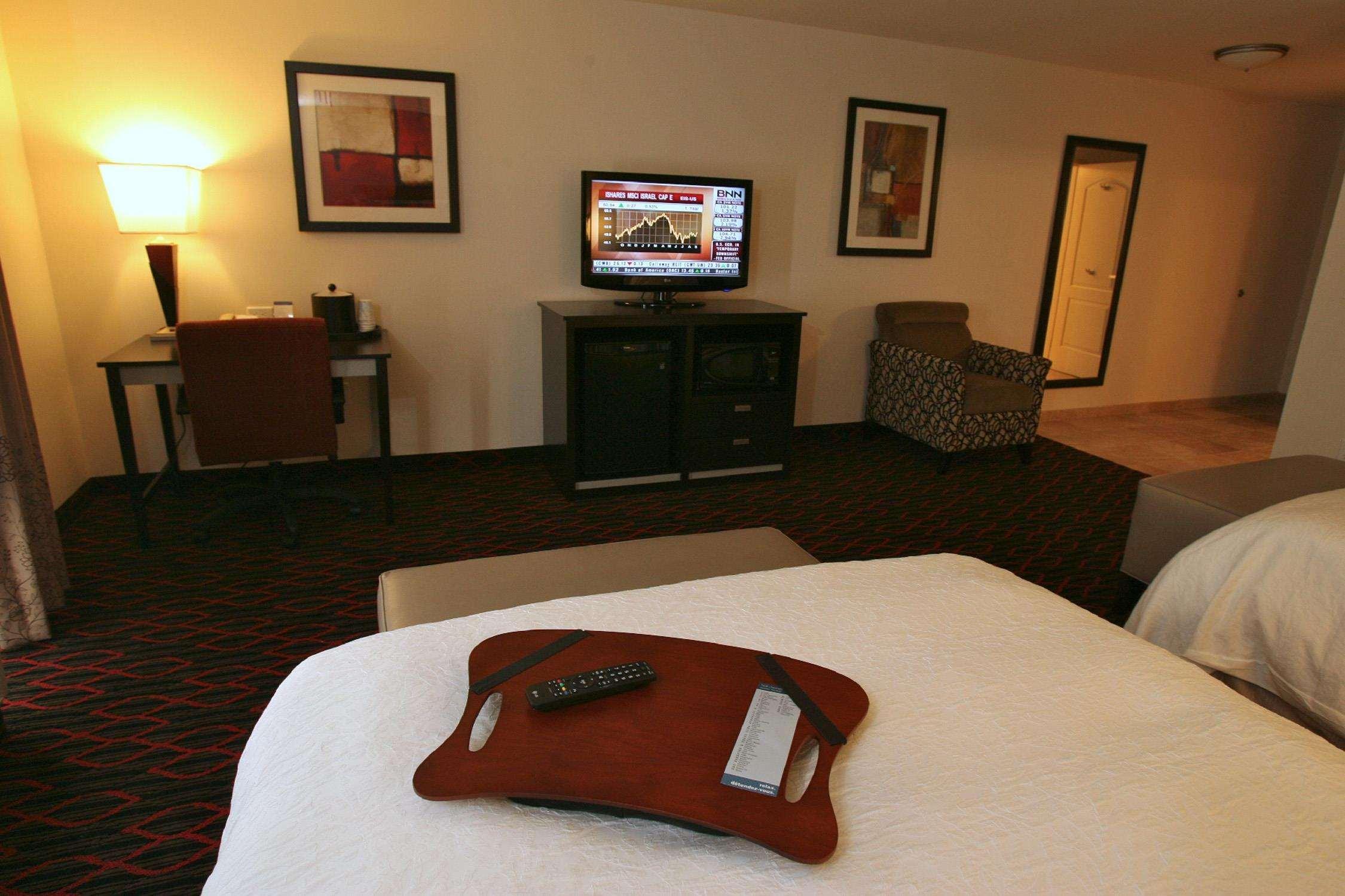 Hampton Inn & Suites Red Deer Chambre photo